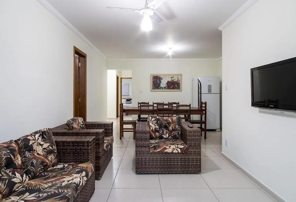 Apartamento com ar condicionado e Wi-fi, frente mar - 02 dormitórios - Edifício Luz do Sol-1